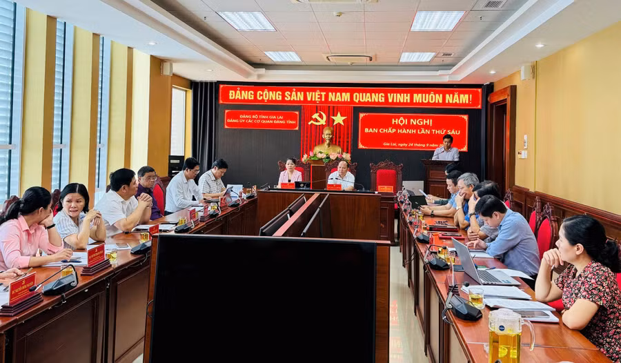 quang-canh-hoi-nghi.jpg