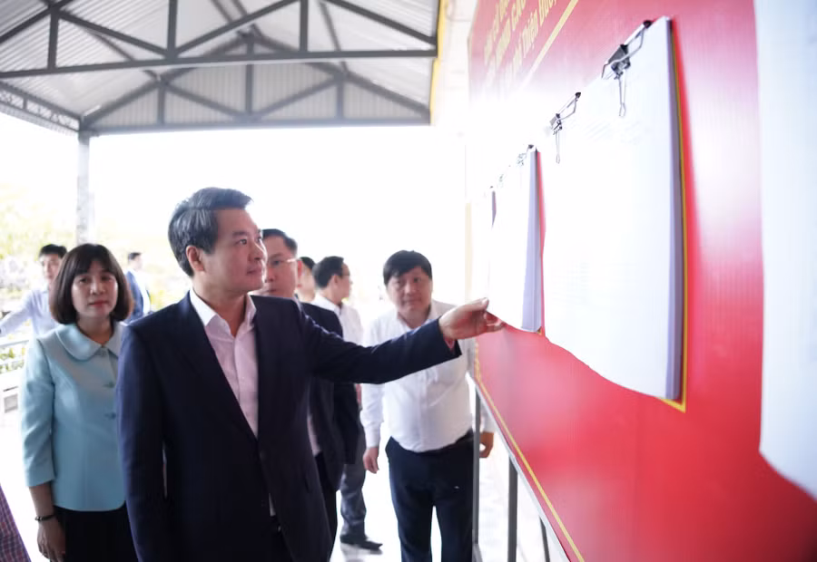 6-pho-ban-tuyen-giao-va-dan-van-kiem-tra-cong-tac-niem-yet-cu-tri.jpg