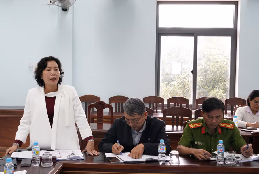 a2-dai-dien-lanh-dao-phuong-quy-nhon-bac-phat-bieu.jpg