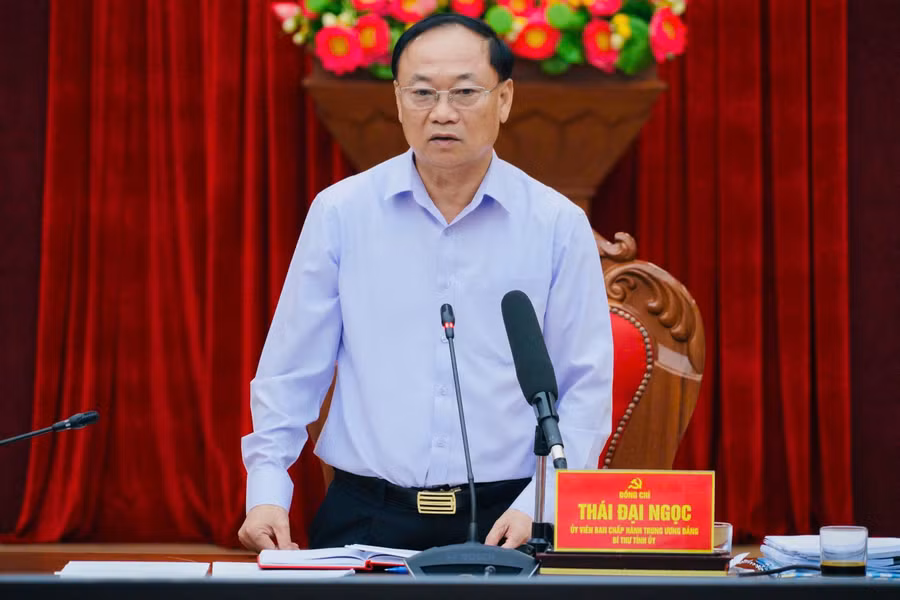 1-bi-thu-tinh-uy-phat-bieu-ket-luan.jpg
