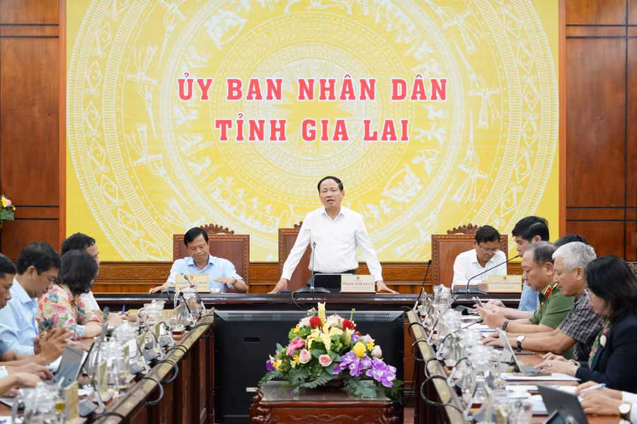 tap-trung-thao-go-cac-diem-nghen-day-nhanh-toc-do-tang-truong-kinh-te-xa-hoi.jpg