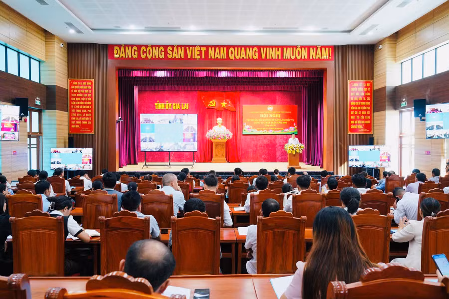 tap-huan-boi-duong-ky-nang-nghiep-vu-cong-tac-mat-tran.jpg