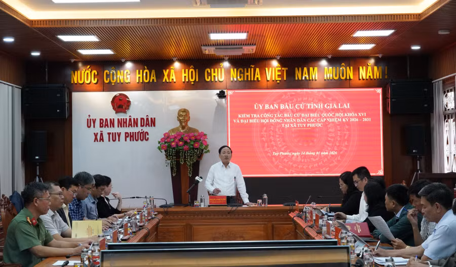 a2-chu-tich-ubnd-tinh-pham-anh-tuan-ket-luan-tai-buoi-kiem-tra-voi-xa-tuy-phuoc.jpg