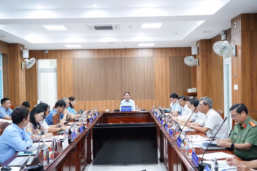 chu-tich-ubnd-tinh-pham-anh-tuan-tiep-va-doi-thoai-cong-dan-dinh-ky-thang-9-2026.jpg