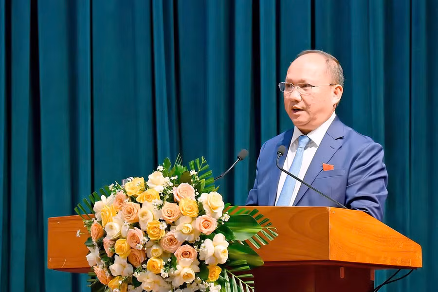 chu-tich-hdnd-tinh-rah-lan-chung-phat-bieu-khai-mac-ky-hop.jpg