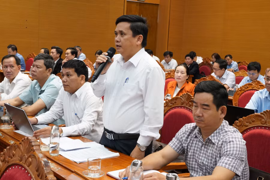 a5-bi-thu-dang-uy-xa-an-luong-phat-bieu.jpg