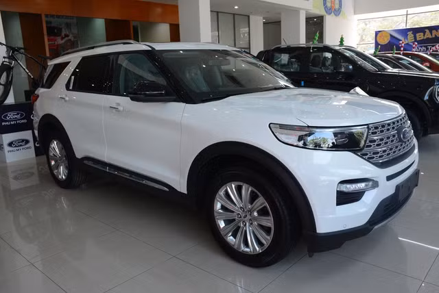 Ford Việt Nam đang triển khai chương trình triệu hồi 997 chiếc Explorer