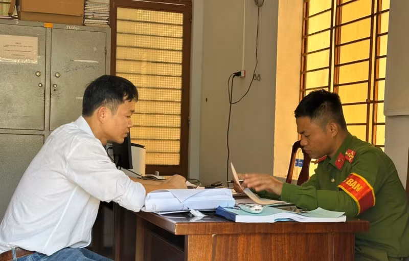 PV. Hoàng Quân trình báo sự việc bị đe dọa giết cả nhà vì đã viết bài về tín dụng đen, cho vay nặng lãi trên địa bàn TP. Đà Nẵng