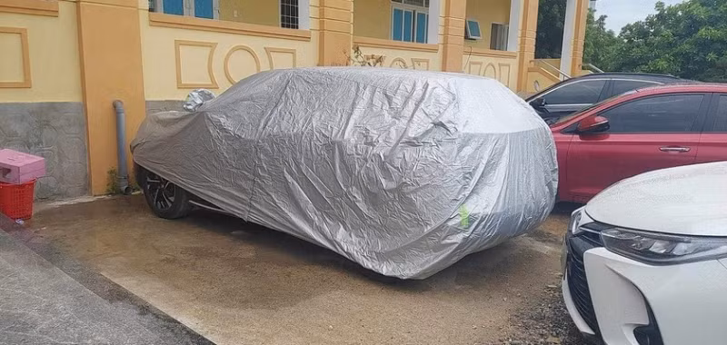 Chiếc xe do ông Lê Văn Bình điều khiển vi phạm nồng độ cồn đang bị tạm giữ