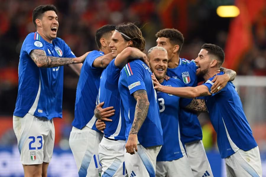 Italia chỉ cần 1 trận hòa để giành ngôi nhì bảng. Ảnh: Getty Italia chỉ cần 1 trận hòa để giành ngôi nhì bảng. Ảnh: Getty