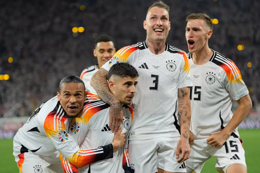 Đức có lợi thế sân nhà để sẵn sàng đòi lại món nợ năm xưa. Ảnh: UEFA