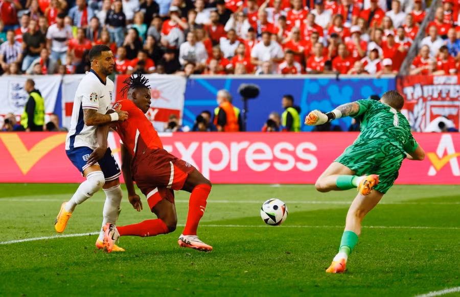 Embolo mở tỷ số cho Thụy Sỹ. Ảnh: UEFA