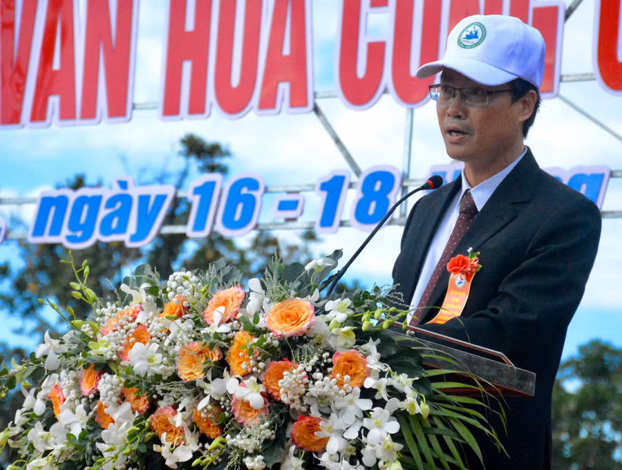 Ông Lê Ngọc Quý-Chủ tịch UBND huyện Ia Grai phát biểu khai mạc. Ảnh: Lam Nguyên