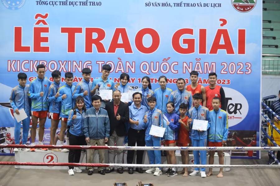 Đoàn vận động viên Gia Lai vượt chỉ tiêu huy chương ở giải đấu năm nay. Ảnh: Văn Ngọc