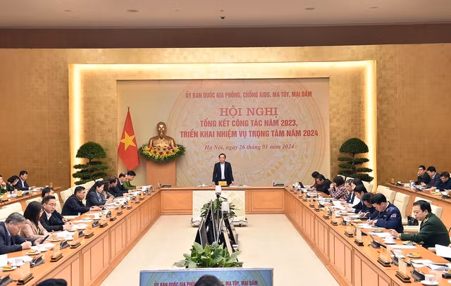 Phó Thủ tướng giao Bộ Công an phối hợp với Bộ Y tế, Bộ Lao động-Thương binh và Xã hội chủ trì xây dựng Chương trình mục tiêu quốc gia về phòng, chống và nâng cao hiệu quả cai nghiện ma tuý. Ảnh: VGP/Hải Minh Phó Thủ tướng giao Bộ Công an phối hợp với Bộ Y tế, Bộ Lao động-Thương binh và Xã hội chủ trì xây dựng Chương trình mục tiêu quốc gia về phòng, chống và nâng cao hiệu quả cai nghiện ma tuý. Ảnh: VGP/Hải Minh