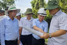 Lãnh đạo tỉnh Gia Lai kiểm tra công tác quản lý, bảo vệ hành lang đê điều, thoát lũ lưu vực sông Hà Thanh