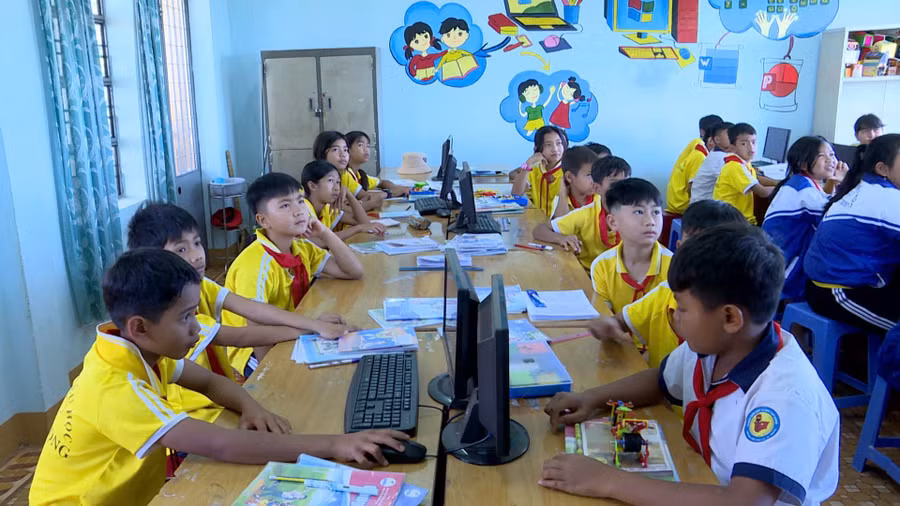 100-cac-lop-hoc-cua-truong-tieu-hoc-ly-tu-trong-xa-ia-der-huyen-ia-grai-da-trien-khai-hoc-ba-so.jpg
