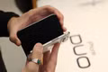 Apple thừa nhận lỗi màn hình iPhone Duo, tiết lộ cách xử lý