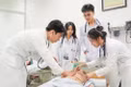 Đào tạo bác sĩ theo hướng 6+1+3: Muốn thành bác sĩ chuyên khoa phải học bao nhiêu năm?