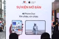 Những chiếc iPhone Duo đầu tiên đến tay người dùng Việt Nam