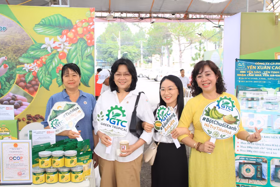 cac-san-pham-cua-cong-ty-co-phan-che-bien-xuat-nhap-khau-green-tropical-duoc-nhieu-nguoi-tieu-dung-ua-thich-anh-hoang-hoai.jpg