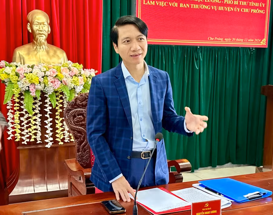 pho-bi-thu-tinh-uy-nguyen-ngoc-luong-phat-bieu-chi-dao-tai-buoi-lam-viec-anh-ha-duy.jpg
