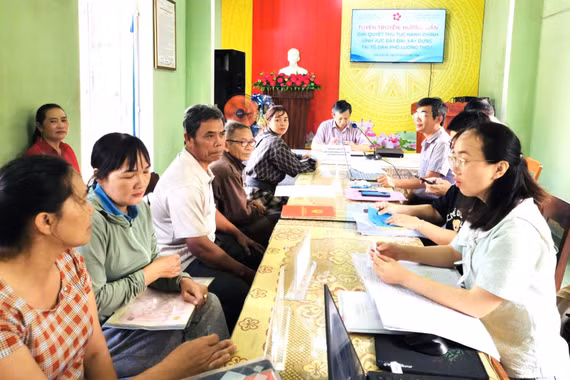 Chính quyền đến gần dân từ những việc dân cần