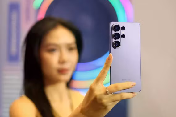 5 smartphone Android có vòng đời cập nhật dài nhất hiện nay