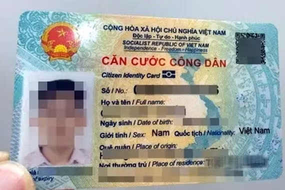 Nhặt được căn cước, nên làm gì trước khi đăng lên mạng tìm chủ?