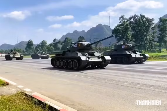 Xe tăng T-34 và những 'biến thể đặc biệt' ở Việt Nam