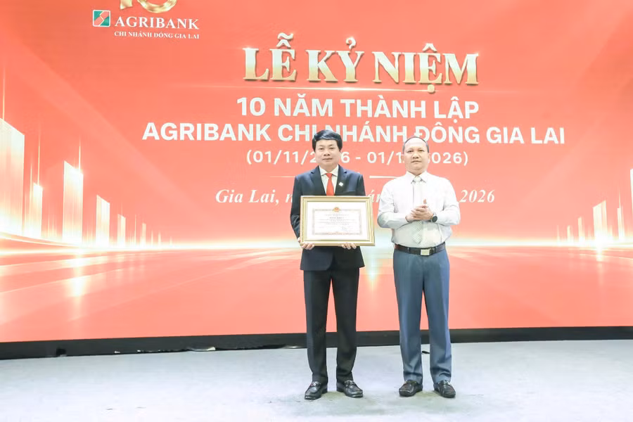 agribank-cn-dong-gia-lai-ky-niem-8153.jpg