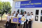 Hỗ trợ hơn 100 triệu đồng xây nhà tình thương cho hộ nghèo xã Ia Ly