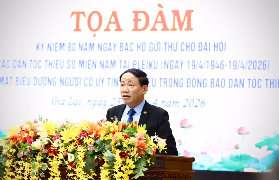 chu-tich-ubnd-tinh-pham-anh-tuan-phat-bieu.jpg