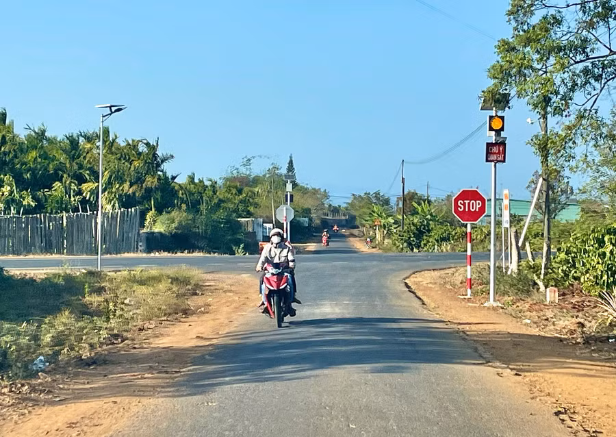 diem-den-giao-thong.jpg