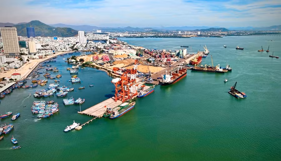 viec-thao-go-cac-nut-that-ve-ha-tang-giao-thong-bo-sung-nang-luc-van-tai-va-dau-tu-dong-bo-he-thong-logistics-se-thuc-day-luu-chuyen-hang-hoa-giua-cac-vung-tao-suc-hut-manh-me-doi-voi-cac-nha-dau-tu.jpg