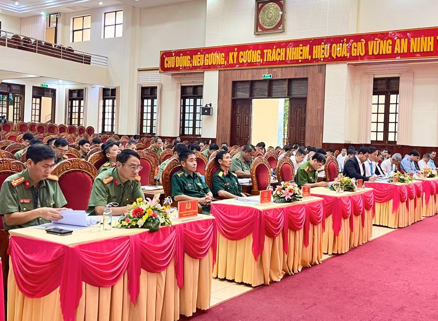 cac-dai-bieu-tham-du-hoi-nghi-643.jpg