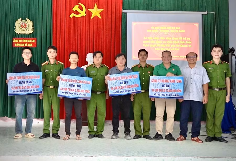 cac-doanh-nghiep-co-so-san-xuat-kinh-doanh-tren-dia-ban-tang-280-sim-dien-thoai-cho-cac-ho-kho-khan.jpg