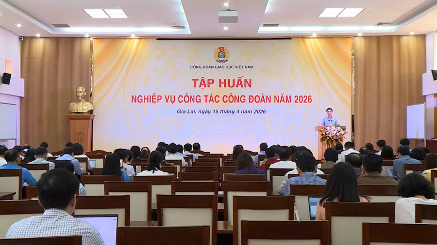 toan-canh-hoi-nghi-tap-huan.jpg