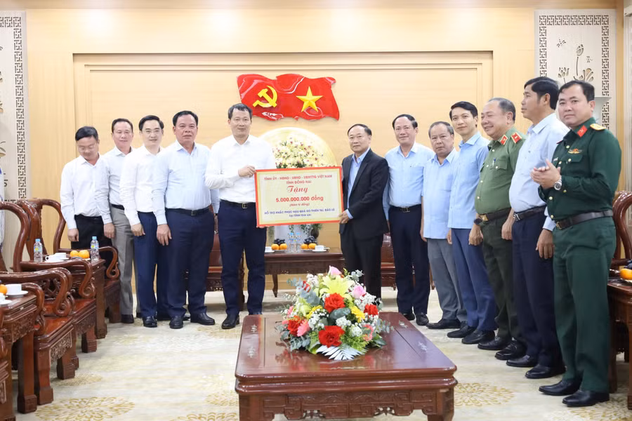 khac-phuc-hau-qua-thien-tai.jpg