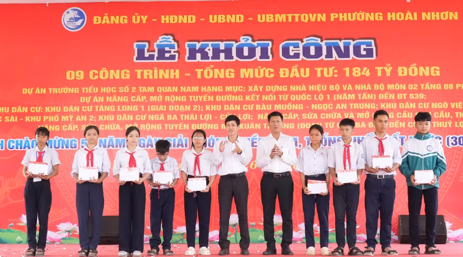 phuong-hoai-nhon-2.jpg