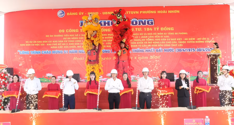 phuong-hoai-nhon-1.jpg