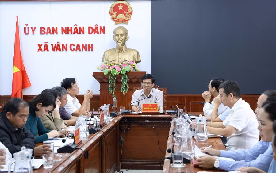 xa-van-canh-canh-vinh-trien-khai-cong-tac-bau-cu.jpg