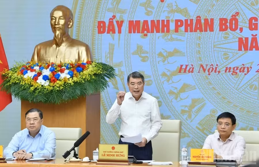 dau-tu-cong.jpg