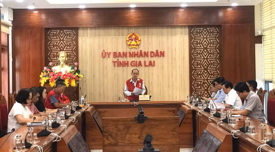 hoi-chu-thap-do.jpg