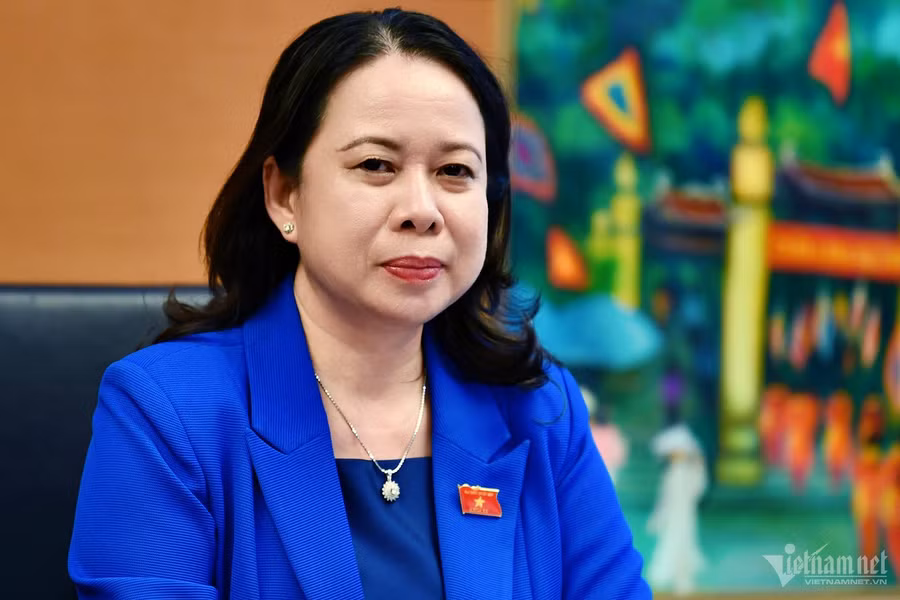 w-vo-thi-anh-xuan-1-417-1652.jpg