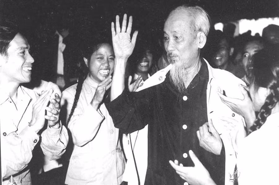 sang-mai-tinh-than-xung-kich-cua-tuoi-tre-viet-nam.jpg