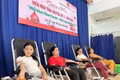 Cán bộ, người dân khu vực Ayun Pa tự nguyện hiến 163 đơn vị máu . Ảnh: Vũ Chi