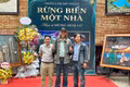 Nghệ sĩ Hùng Hoa Lư: Đem sắc màu nối rừng với biển 