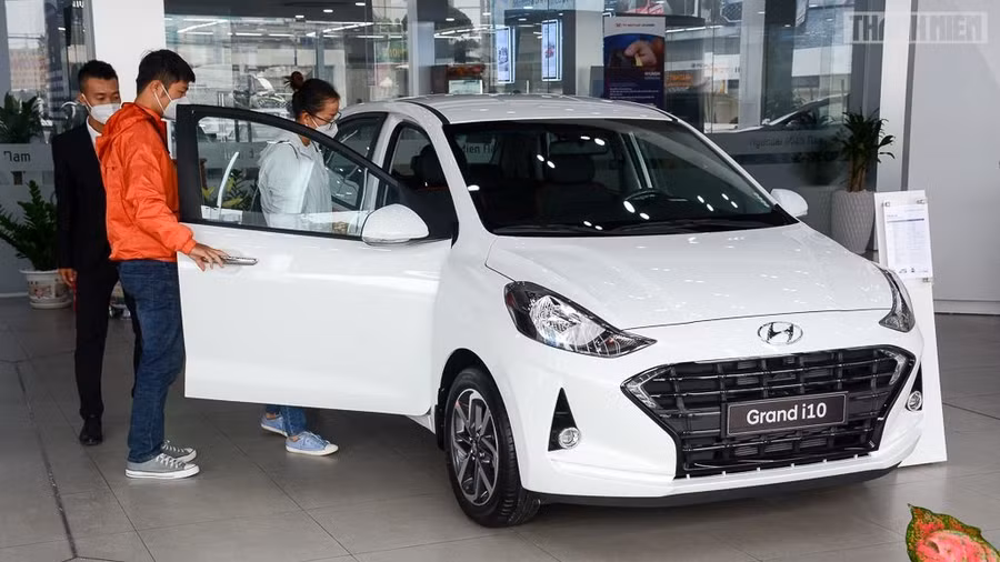 Ô tô tầm giá 400 - 600 triệu đồng vẫn là những dòng xe được chọn mua nhiều nhất. Ảnh: Bá Hùng Ô tô tầm giá 400 - 600 triệu đồng vẫn là những dòng xe được chọn mua nhiều nhất. Ảnh: Bá Hùng
