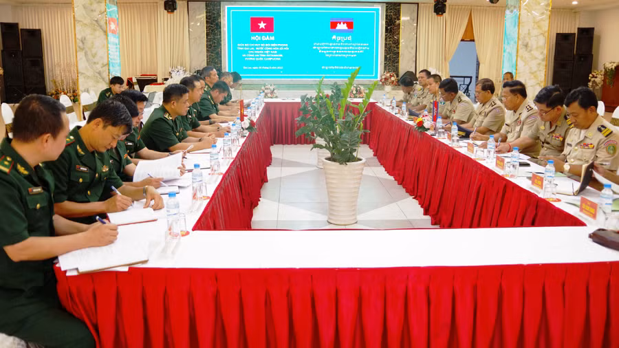 Quang cảnh buổi hội đàm. Ảnh: Vĩnh Hoàng
